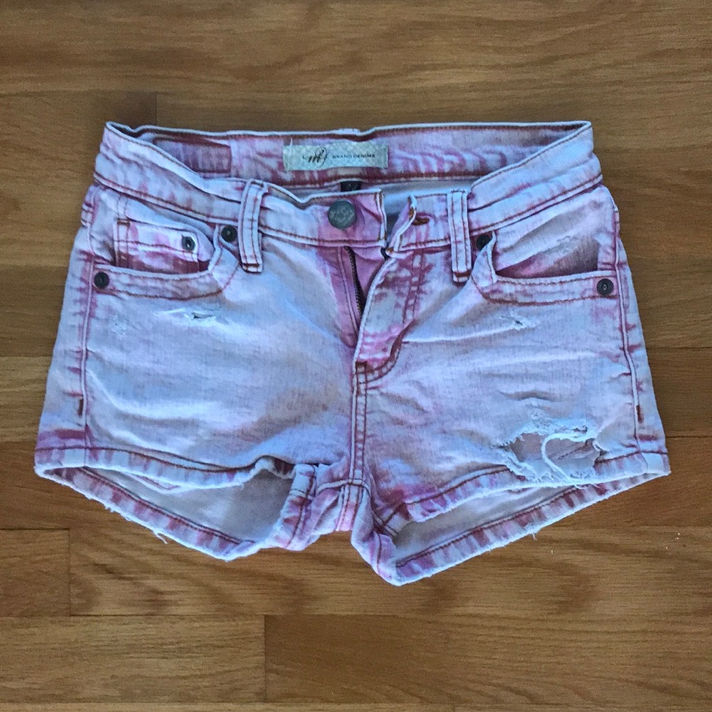 m2f Brand Denims pink distressed shorts size 24